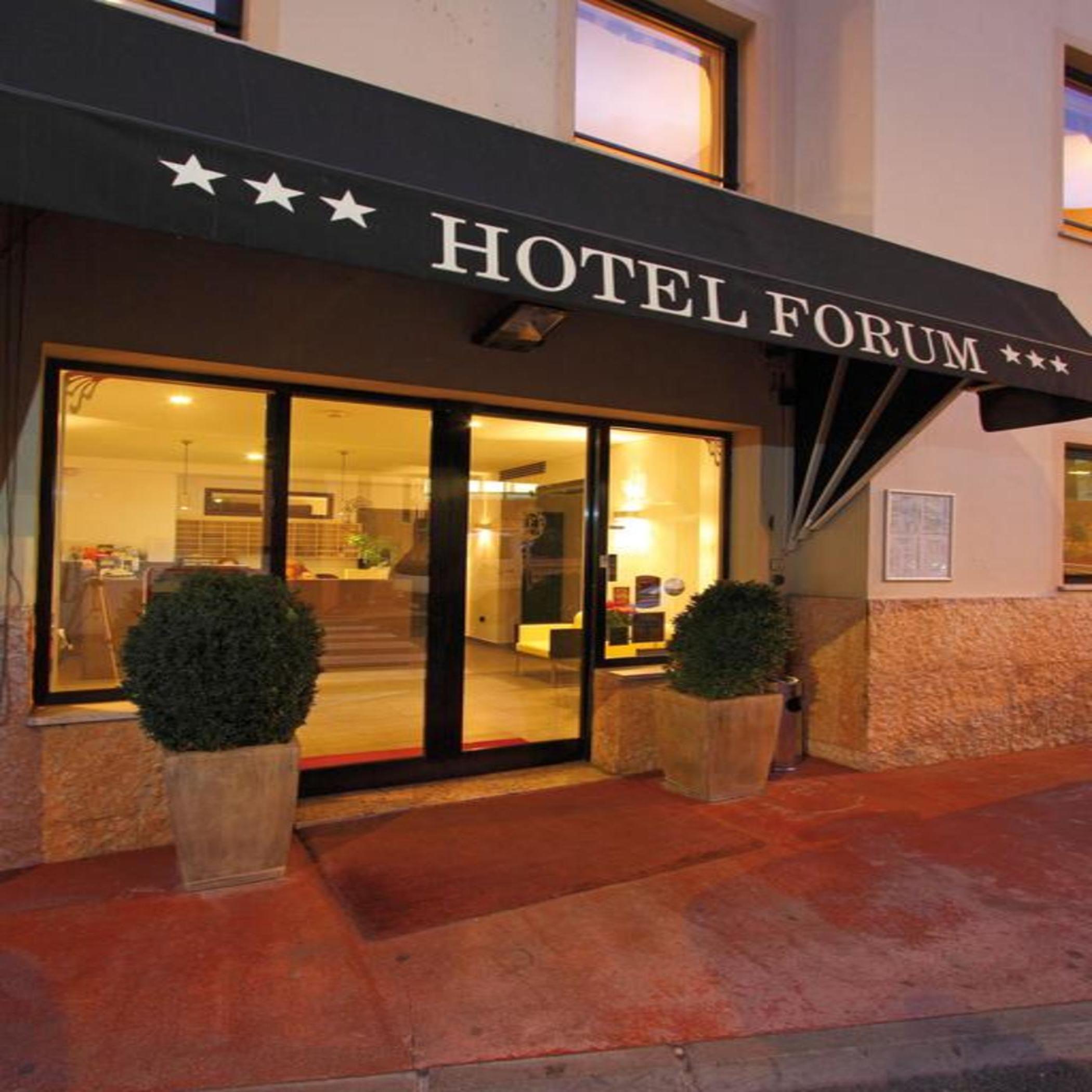 Hotel Restaurant Forum โบโซเลย ภายนอก รูปภาพ